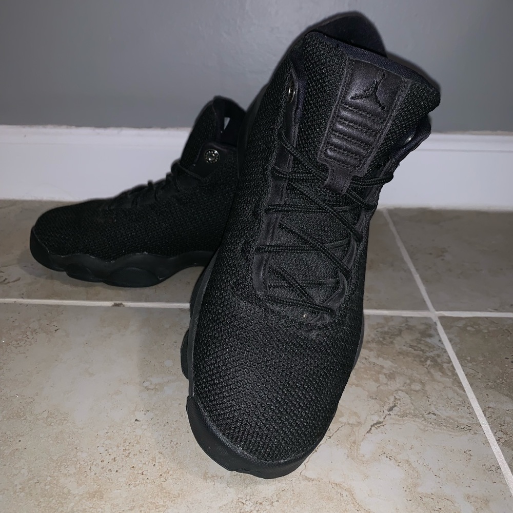 Jordan Horizon Lo Black size 5.5Y